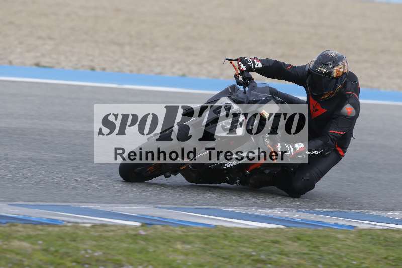 /01 26.-28.01.2024 Moto Center Thun Jerez/Gruppe rot-red/88